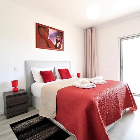 Prestige With Pool By Homing Apartament *