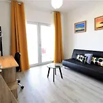 Prestige With Pool By Homing *