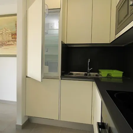 Apartment Prestige With Pool By Homing