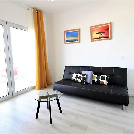 Prestige With Pool By Homing