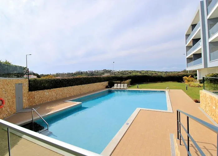 Prestige With Pool By Homing Albufeira