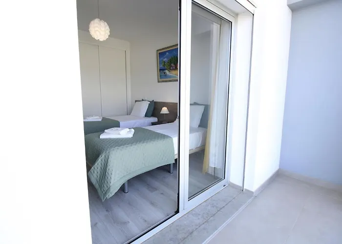 Prestige With Pool By Homing Appartement *