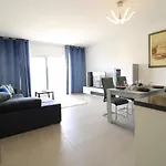 Prestige With Pool By Homing *